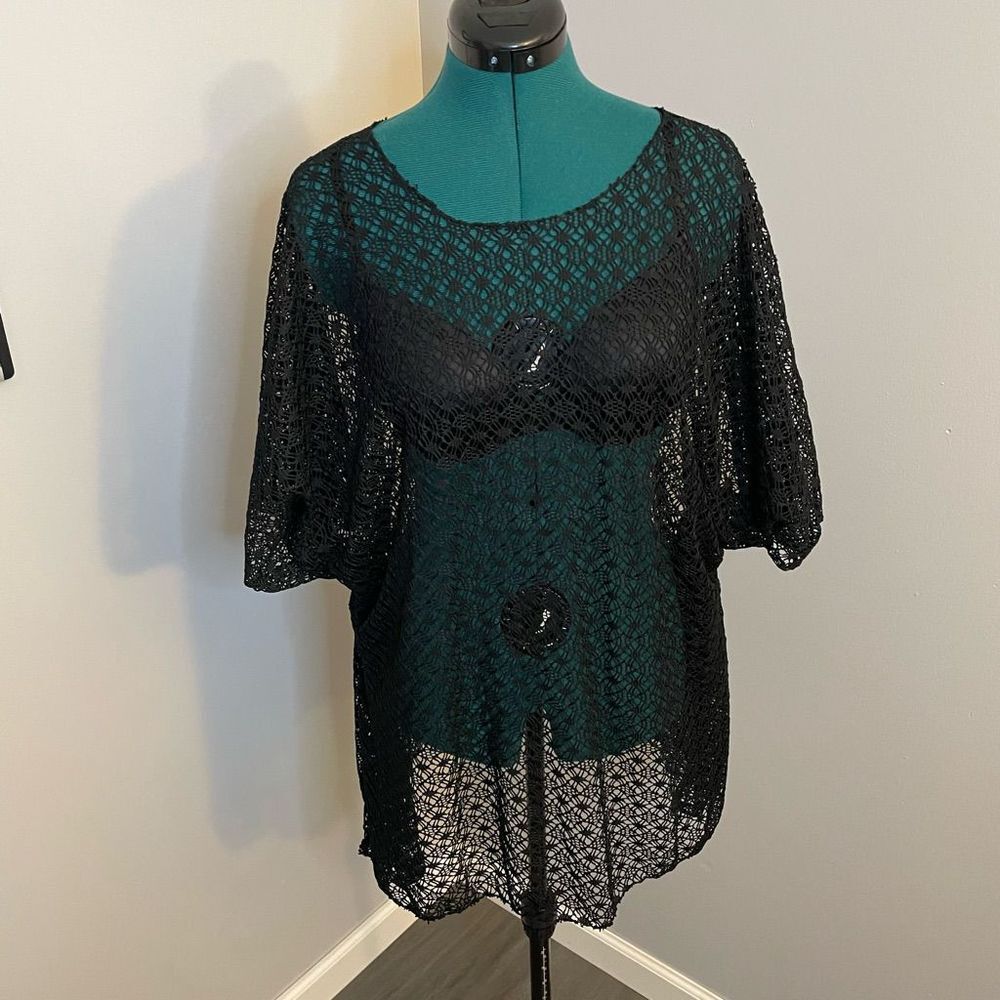 Women’s Black Swim Coverup Size Medium Crochet Knit Style